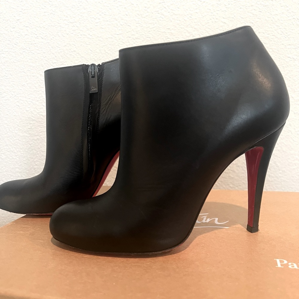 Beautiful Louboutin 100mm ankle boots.  Purchased at Saks.  Excellent condition
